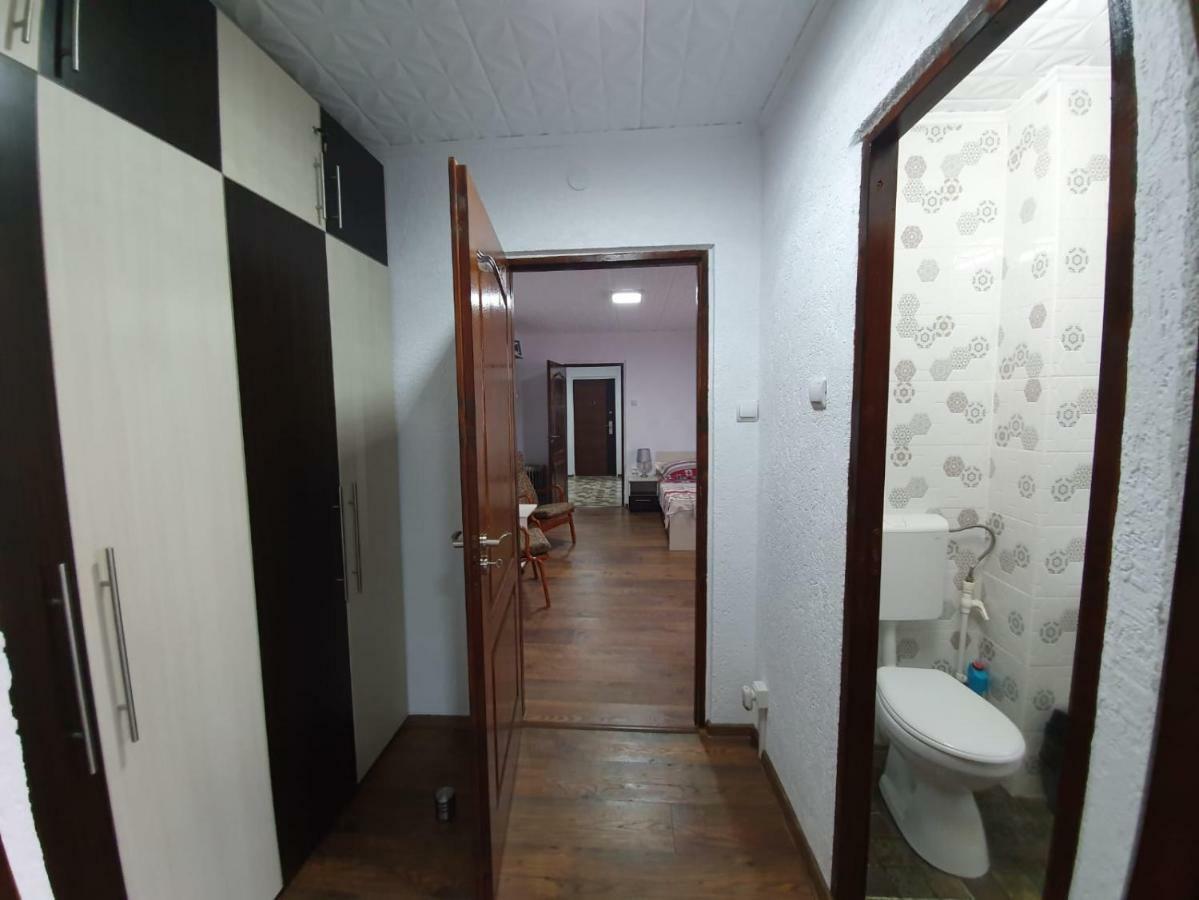 Apartment Ada Kaleh Orşova Extérieur photo