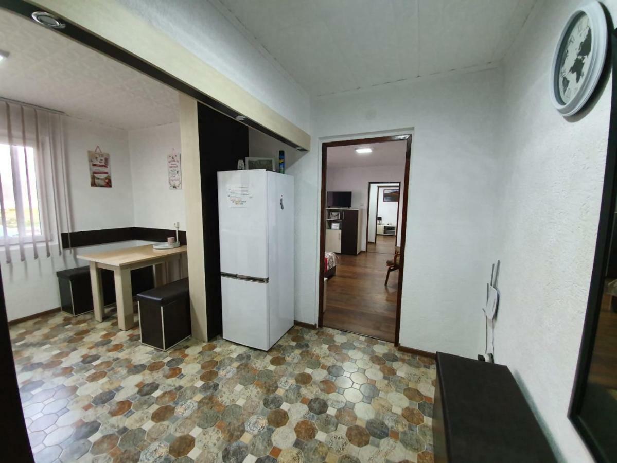 Apartment Ada Kaleh Orşova Extérieur photo