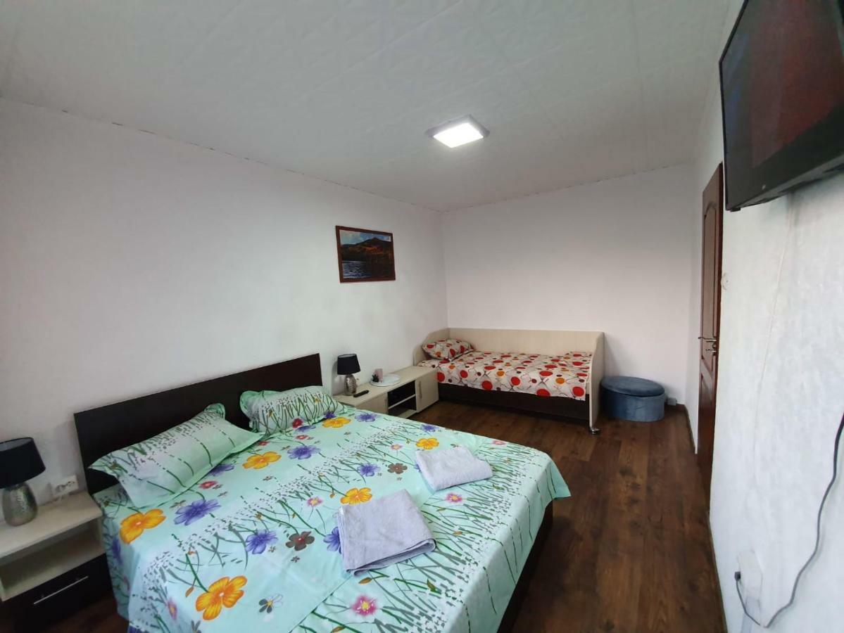 Apartment Ada Kaleh Orşova Extérieur photo